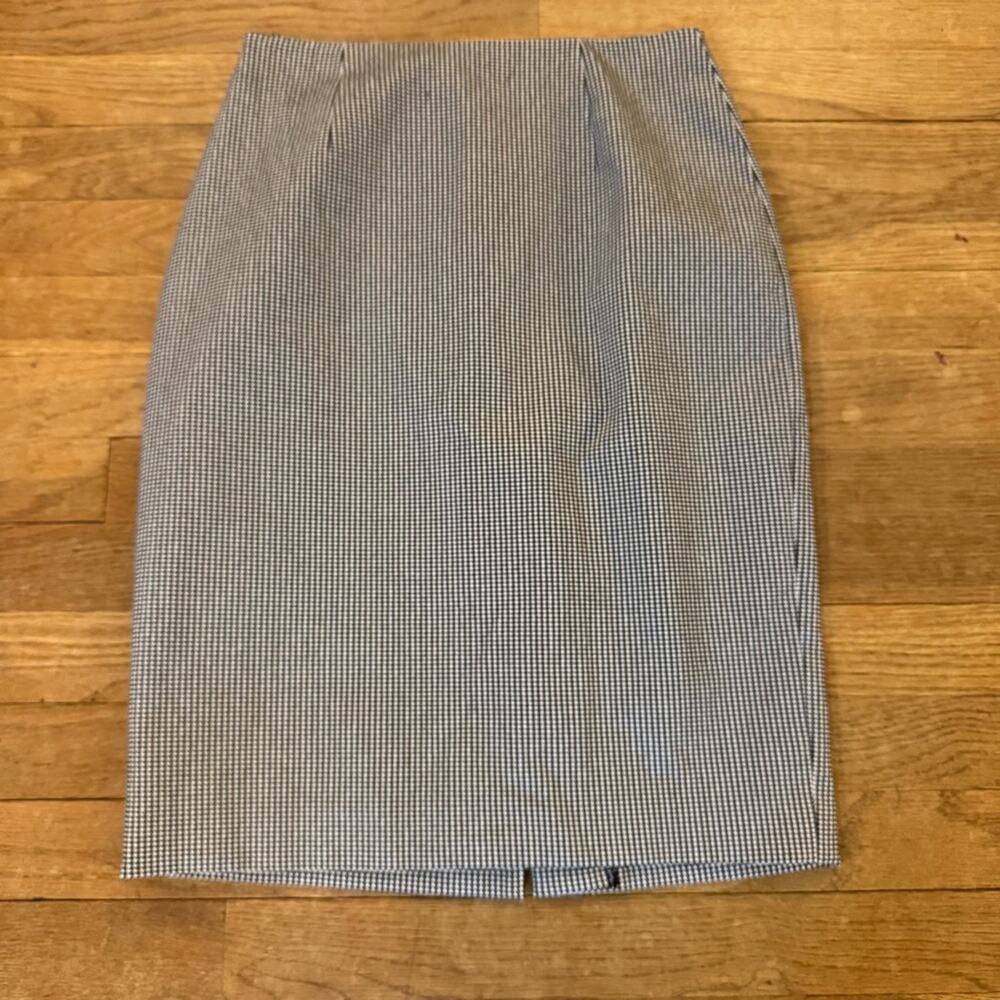 Antonio Melani black white houndstooth knee length pencil skirt size 0
 b62